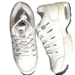 Men’s kswiss size8 worn once to try on NWOT